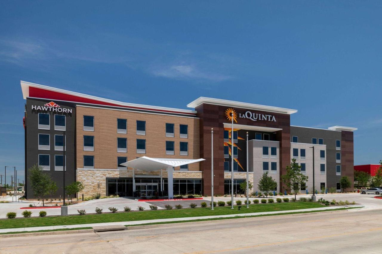 La Quinta Inn & Suites By Wyndham Pflugerville Esterno foto