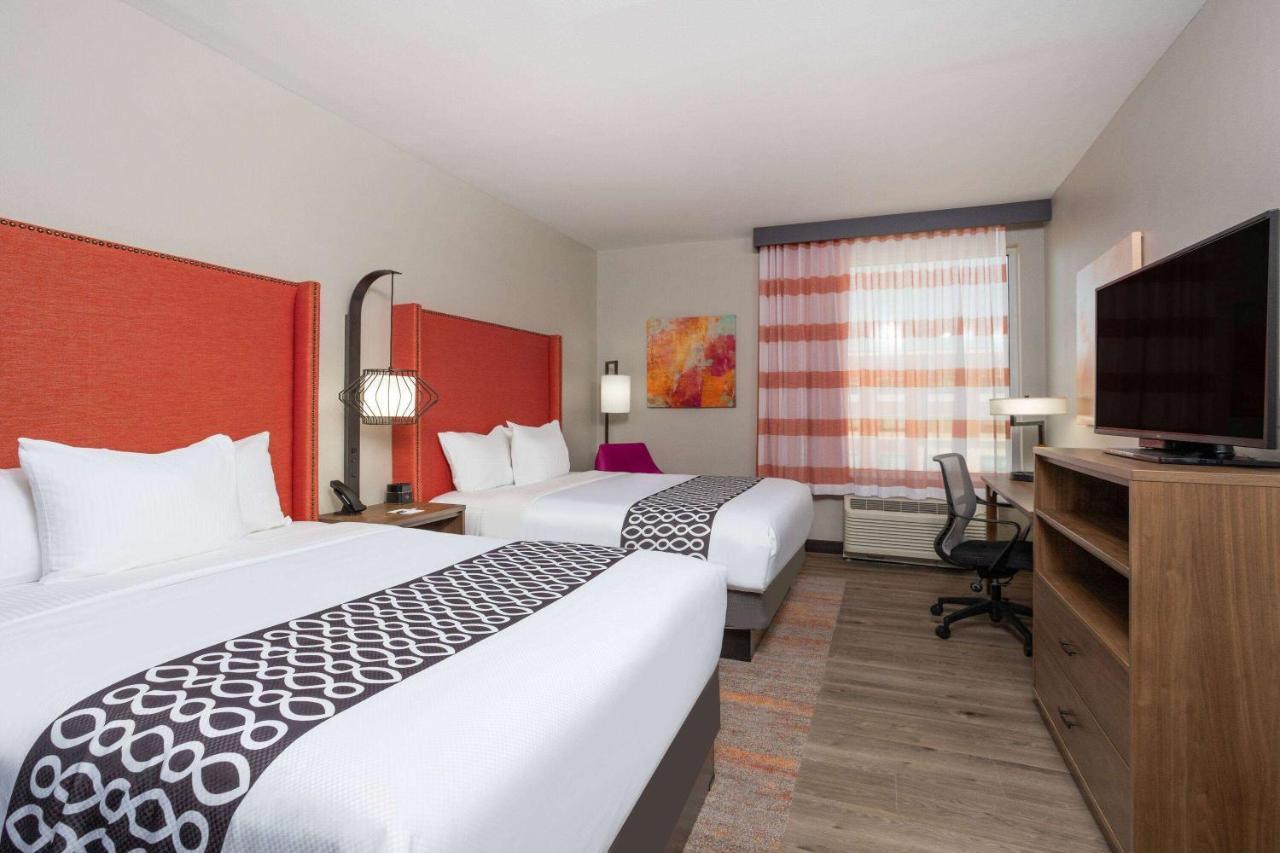 La Quinta Inn & Suites By Wyndham Pflugerville Esterno foto
